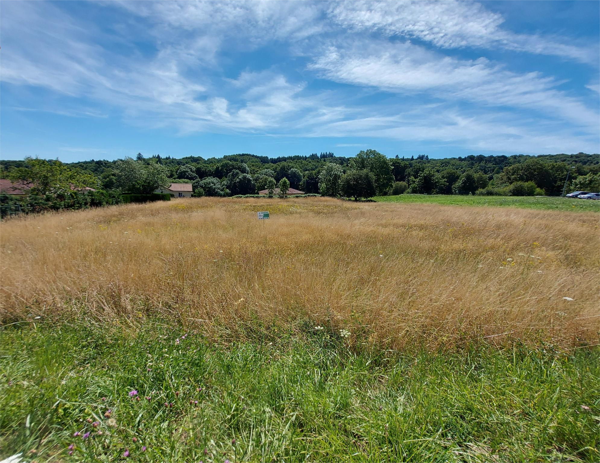 Terrain constructible BESSINES SUR GARTEMPE 87250
