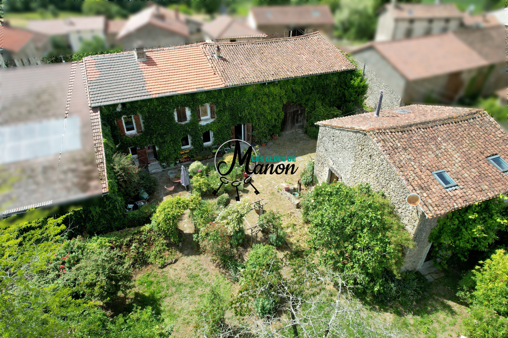 Propriété pierres 3 chambres + gîte CHATEAUPONSAC