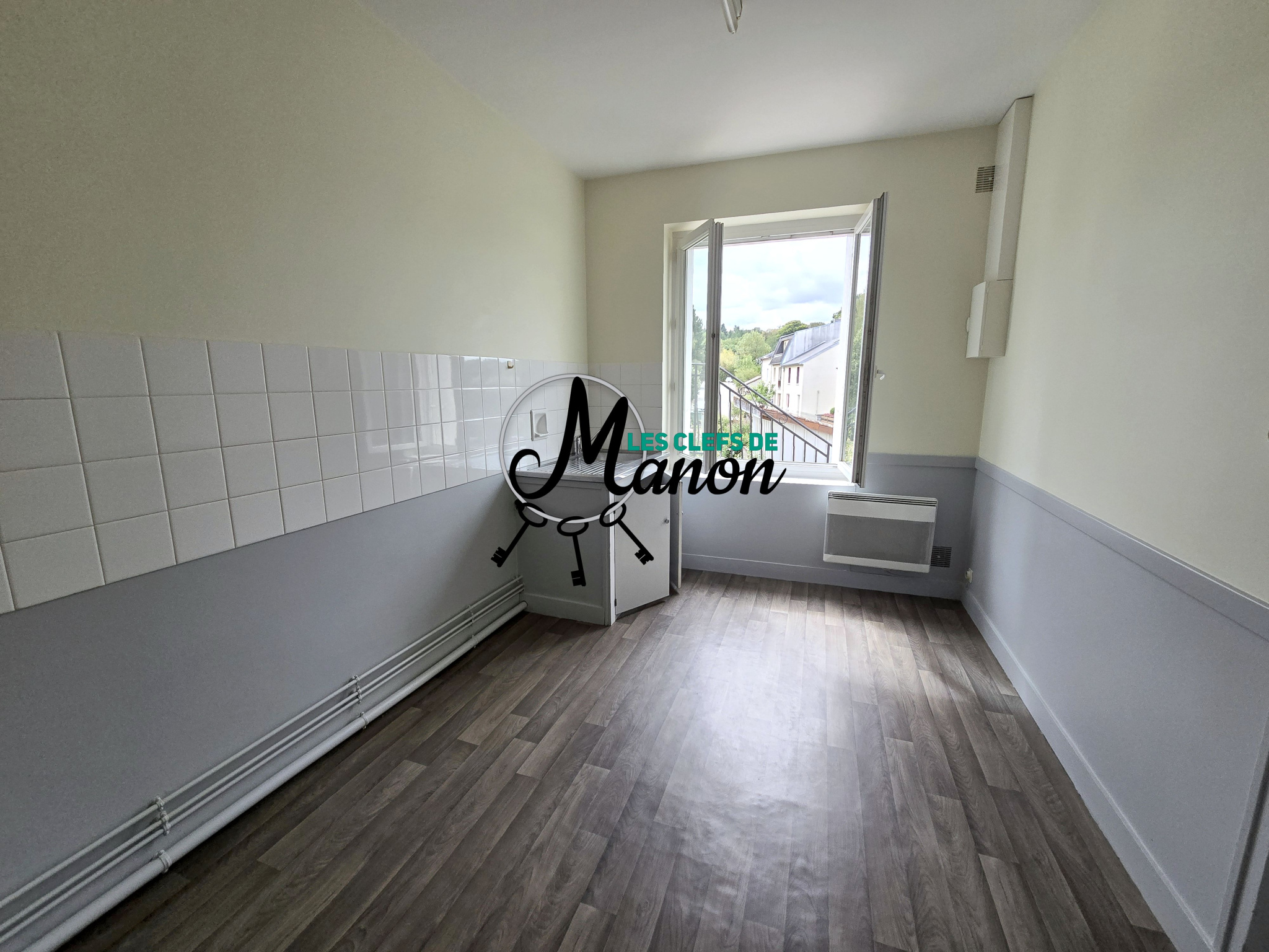 Appartement deux chambres dans bourg 